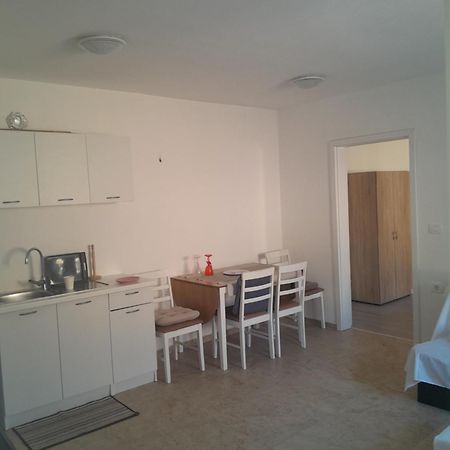 Apartmaji Струнян Екстериор снимка